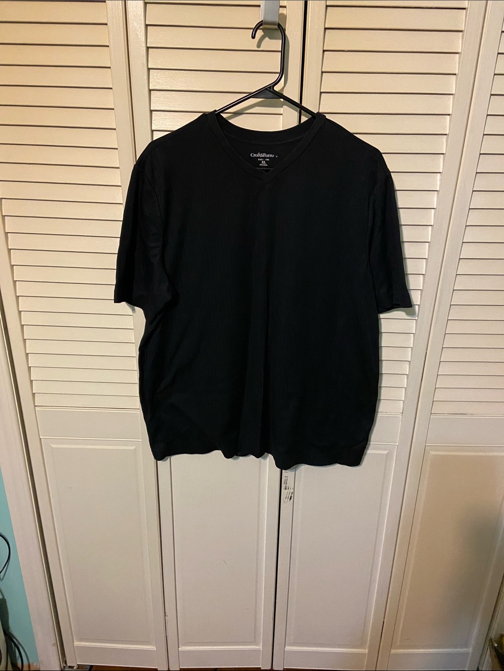 croft & barrow Black V-Neck Short Sleeve Tee